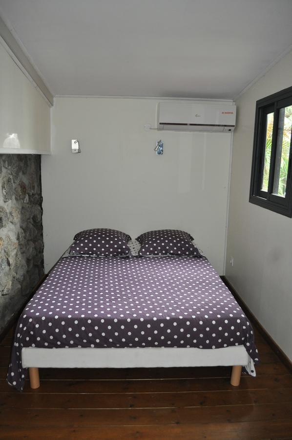 Ti Joli Caz En Bois Apartment Saint-Gilles-les Hauts Екстериор снимка