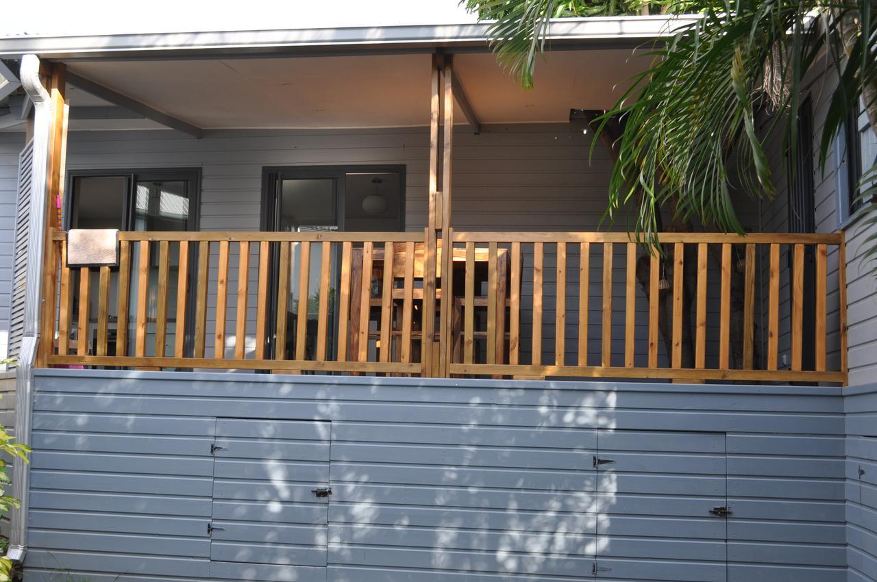 Ti Joli Caz En Bois Apartment Saint-Gilles-les Hauts Екстериор снимка